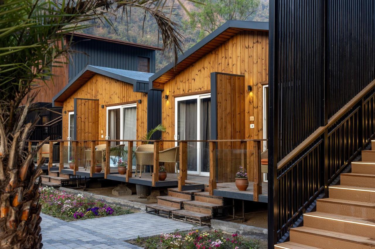 juSTa Rasa Retreat&Spa Rishikesh Bijni Luaran gambar