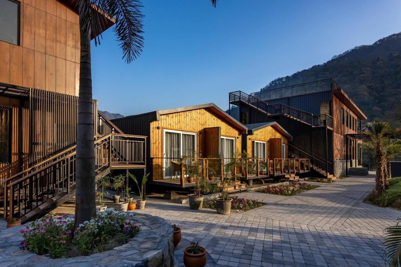 juSTa Rasa Retreat&Spa Rishikesh Bijni Luaran gambar