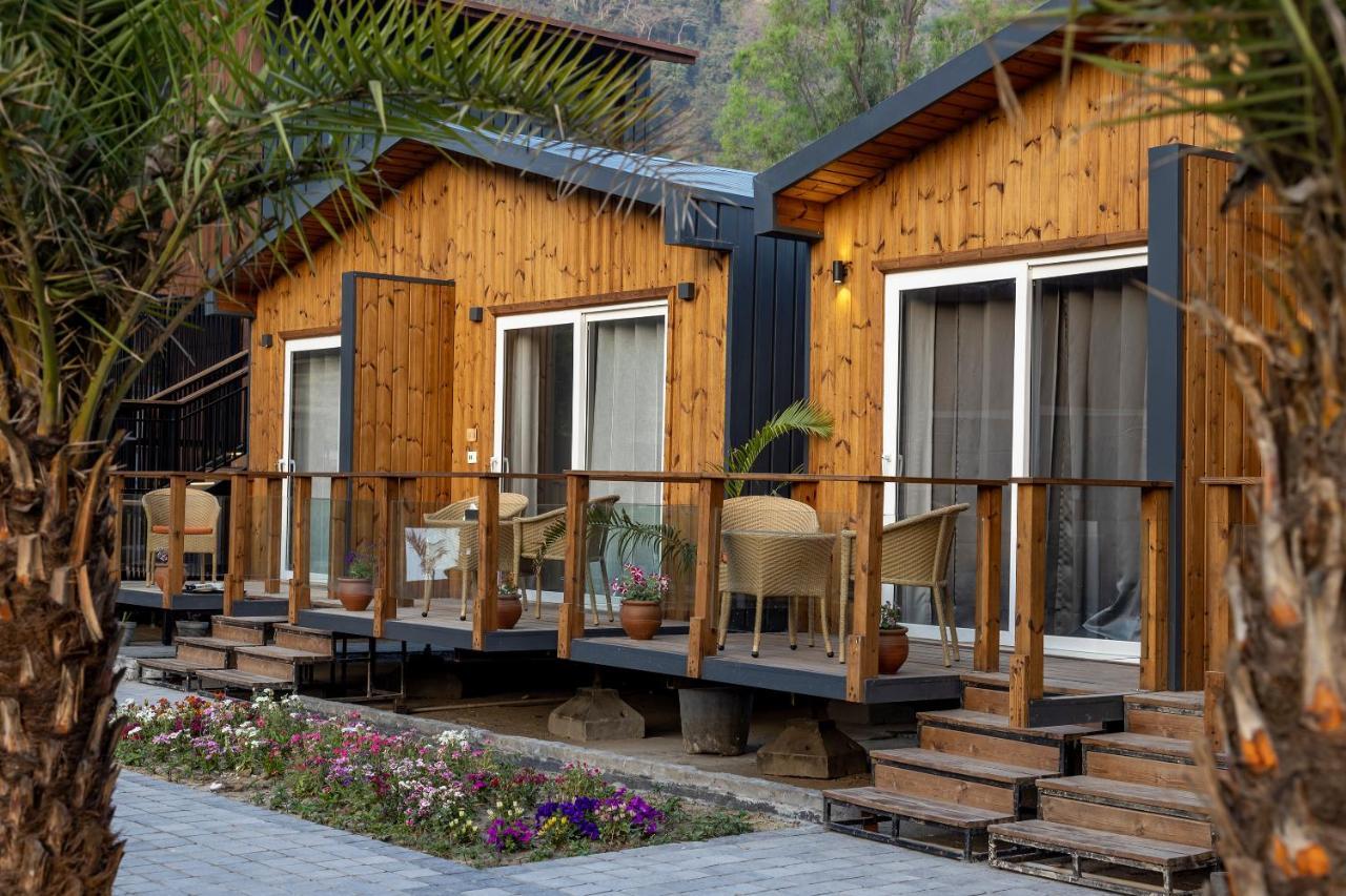 juSTa Rasa Retreat&Spa Rishikesh Bijni Luaran gambar
